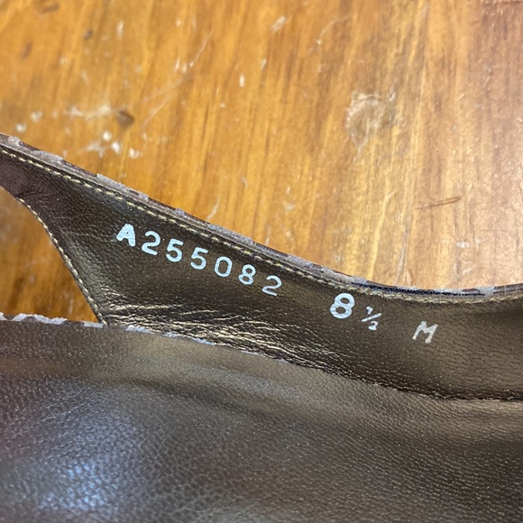 Stuart Weitzman Sling Back Pointy Shoes - Size 8.5 (US) - Picture 6 of 6